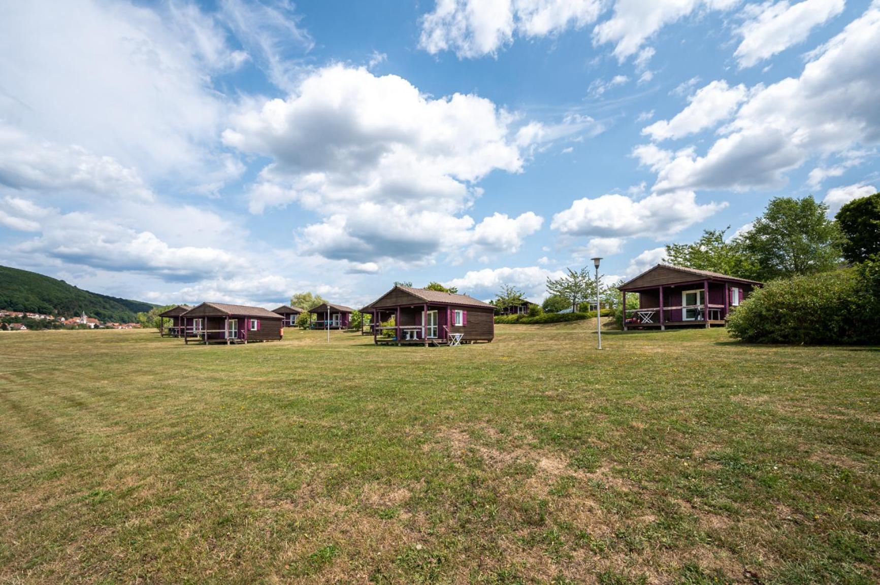 Camping Les Vosges Du Nord Oberbronn Extérieur photo