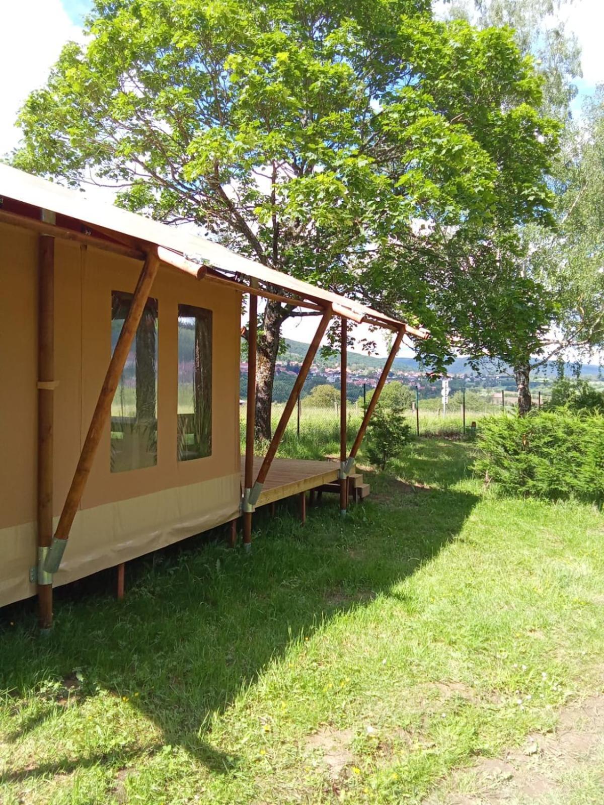 Camping Les Vosges Du Nord Oberbronn Extérieur photo
